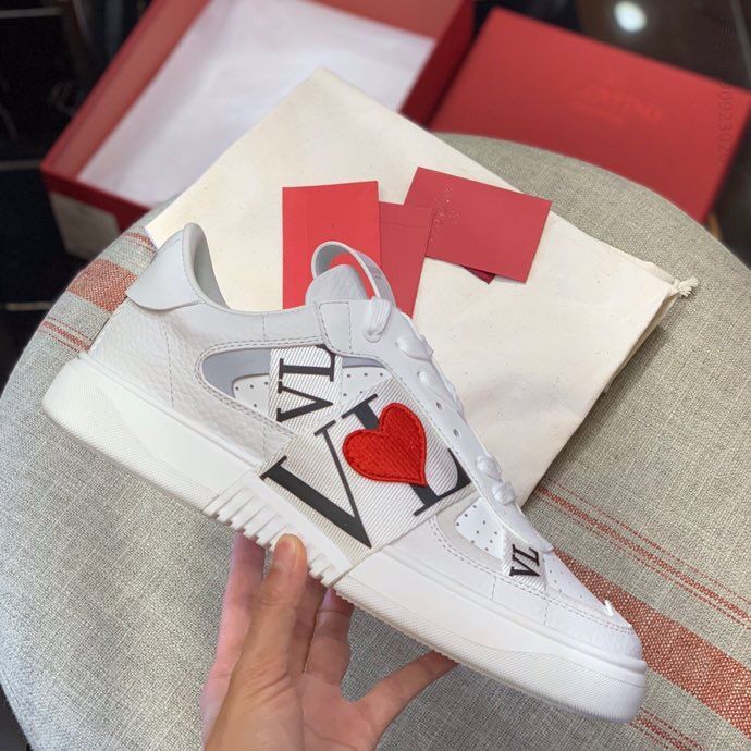 Valentino华奴天伦 VLTN logo绑带小牛皮绑带运动鞋