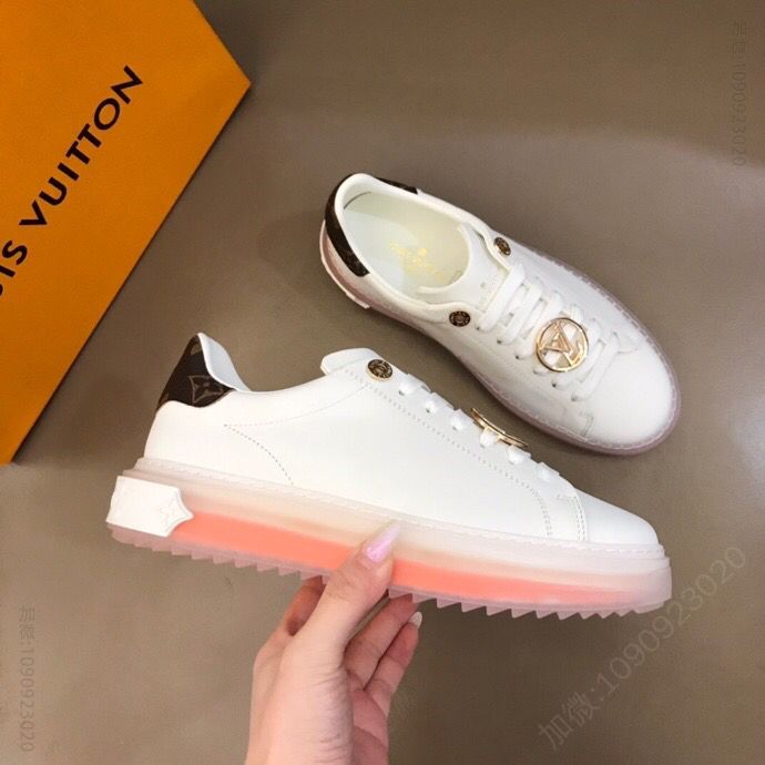 LV/路易威登 进口牛皮材质经典情侣款奢牌运动休闲鞋
