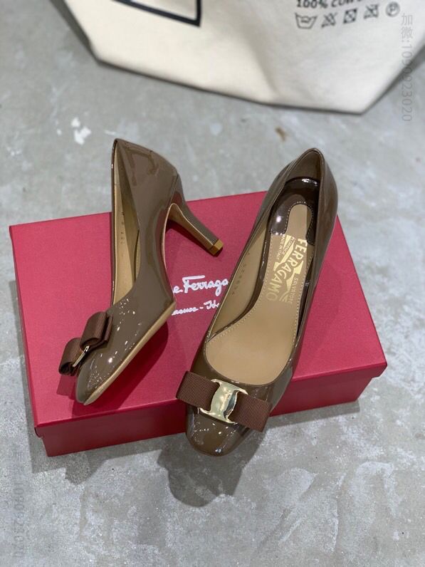 salvatore Ferragamo 菲拉格慕扁头圆头细跟高跟鞋