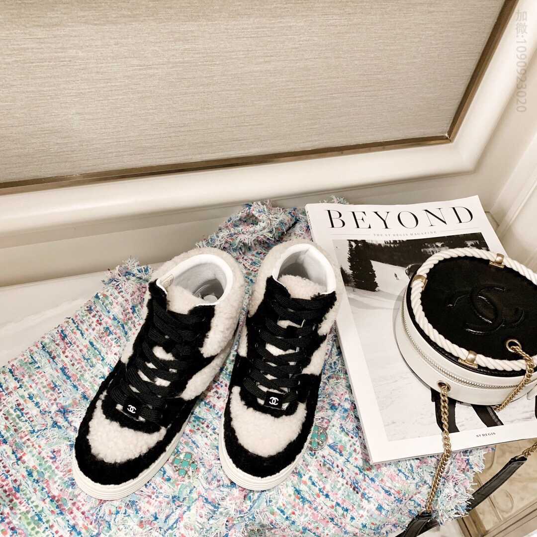 CHANEL香奈儿 2023限定款熊猫拼色板鞋