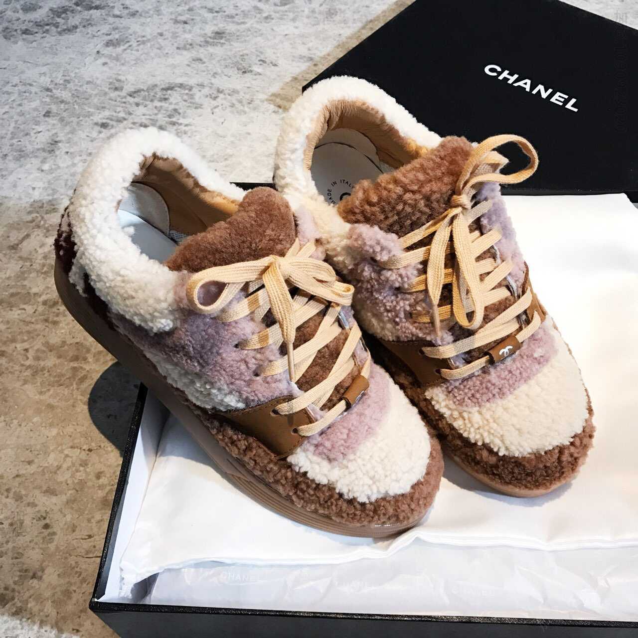 CHANEL香奈儿 2023限定款熊猫拼色板鞋