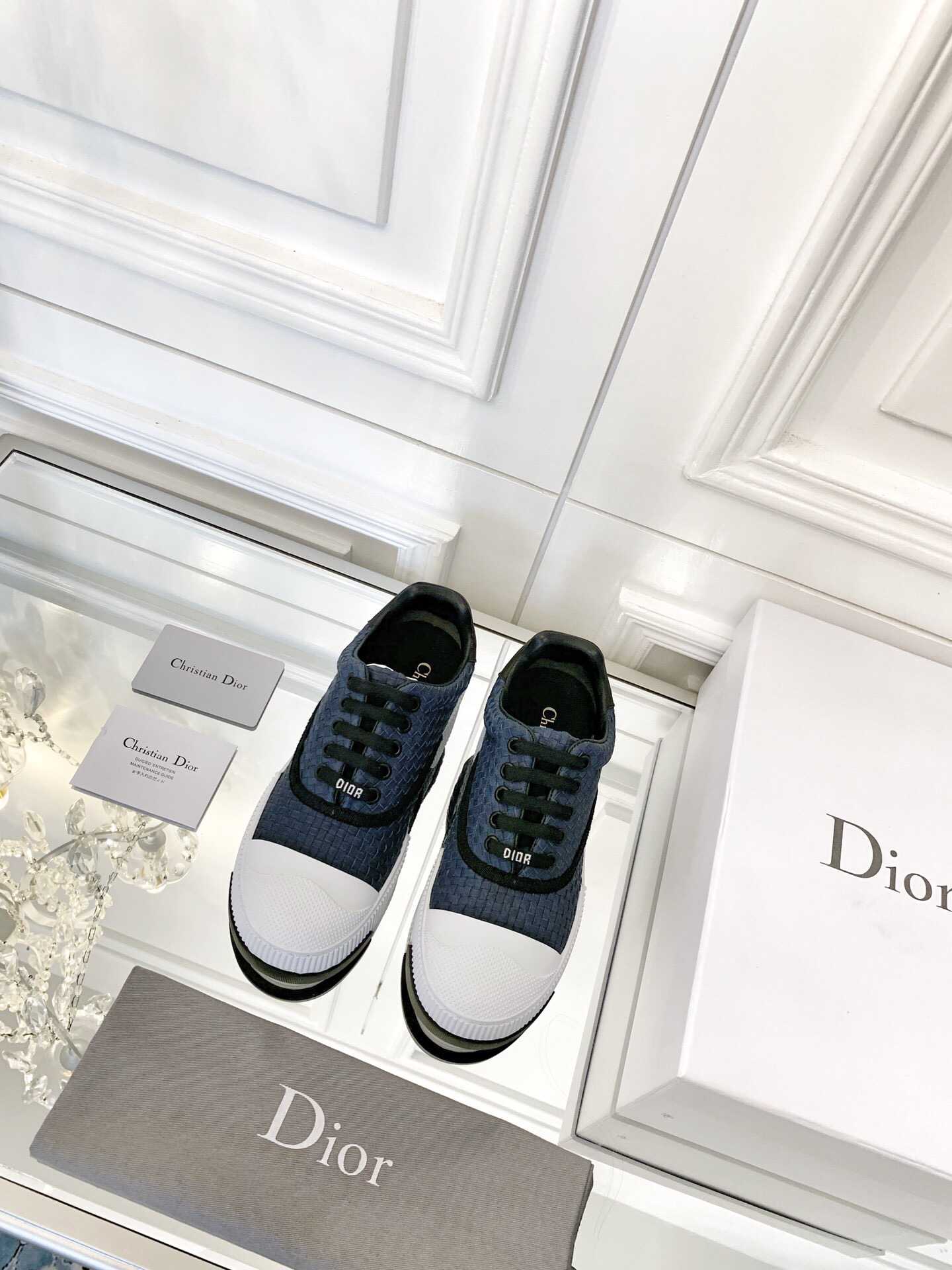 高仿迪奥女款平板鞋 Dior迪奥 2023新款帆布编织运动板鞋系列 迪奥女款平板鞋网站 