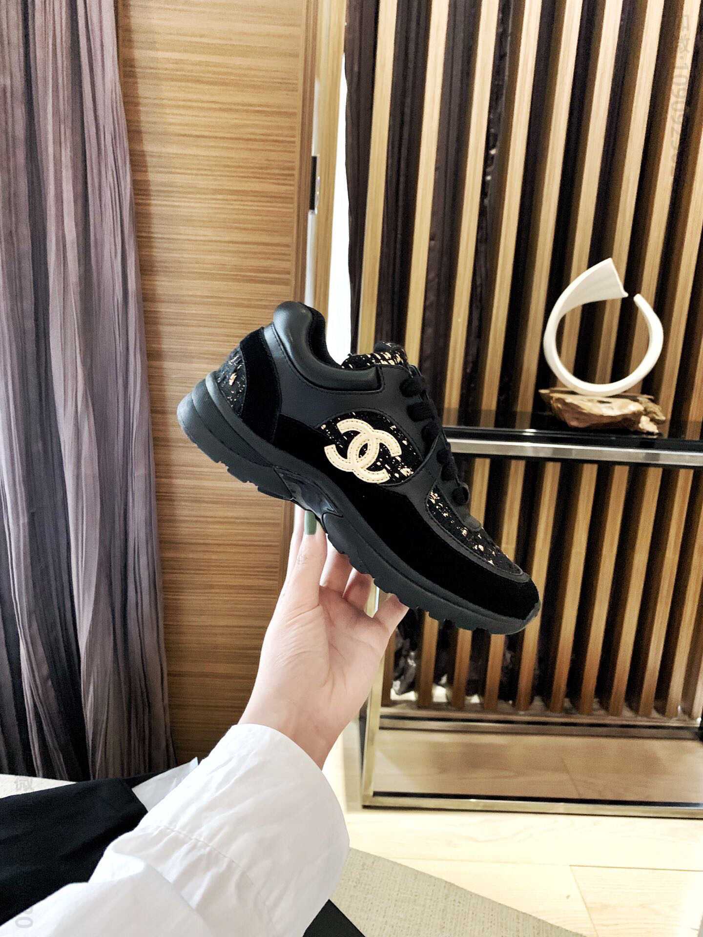 chanel香奈儿 小香新款双C Logo色彩拼接 空气感轻便羊毛运动跑鞋