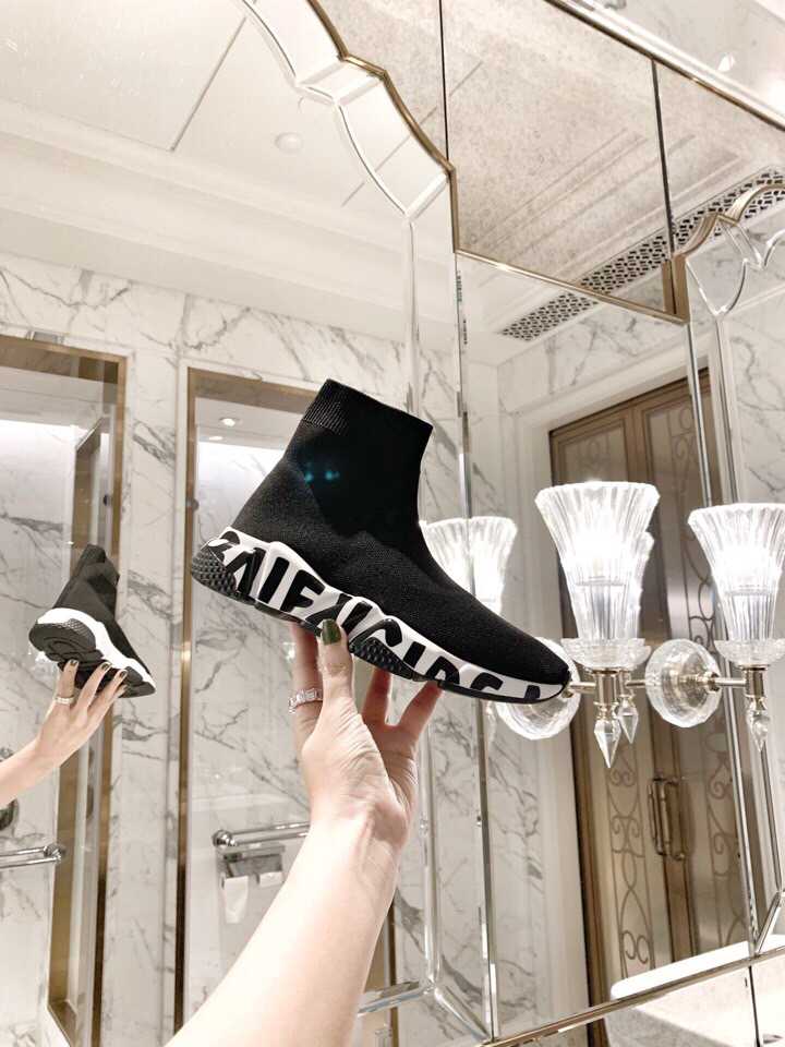 高仿巴黎世家女款高帮鞋 BALENCIAGA巴黎世家 专柜同步最新系列袜子鞋 高仿巴黎世家高帮鞋 