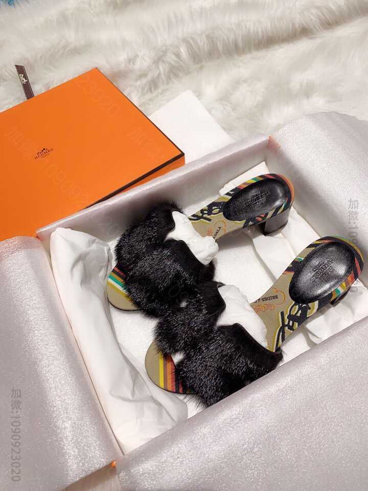 Hermes爱马仕 水貂毛以及3D涂鸦垫脚Oran水貂毛平底鞋