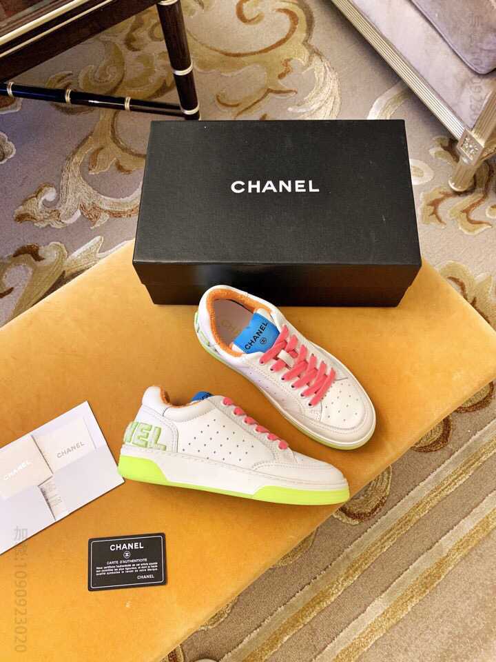 chanel香奈儿 2023植绒Logo拼色板鞋