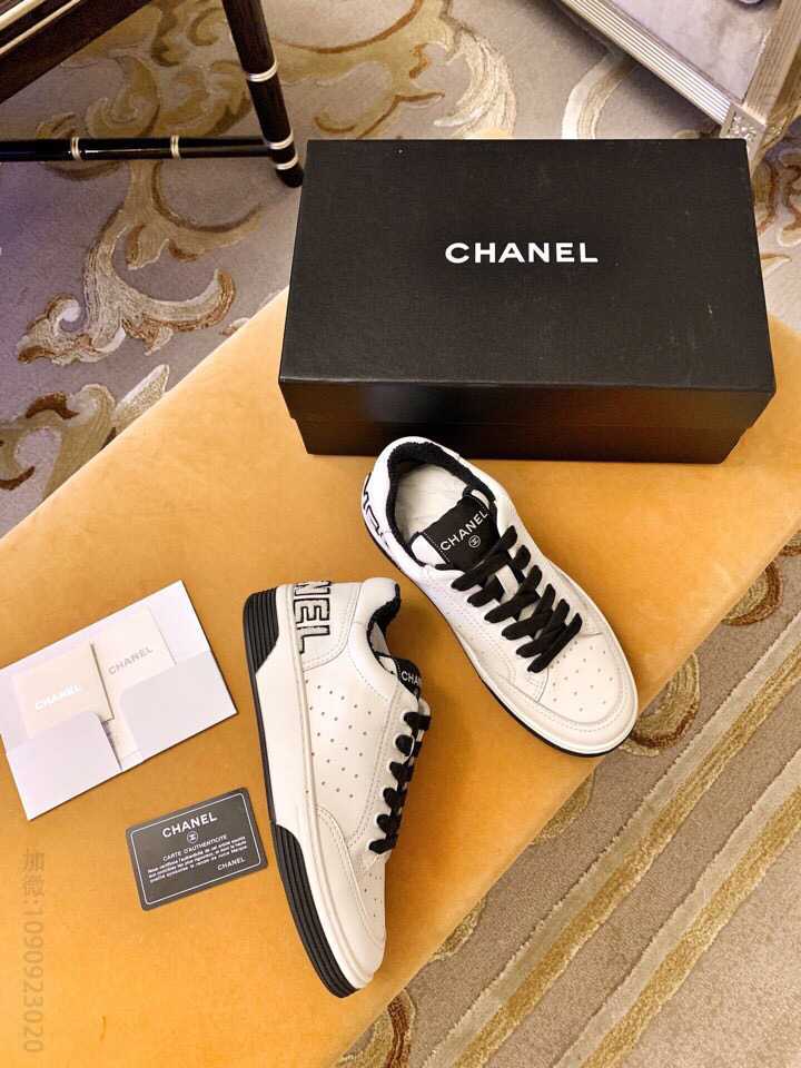 chanel香奈儿 2023植绒Logo拼色板鞋