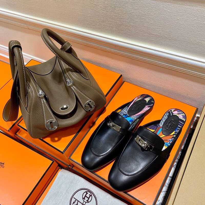 HERMES爱马仕 2023新颜色Royal Loafer流苏麦穂乐福鞋