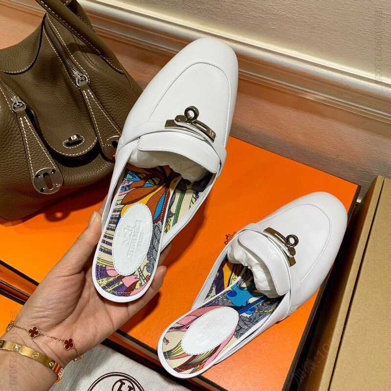 HERMES爱马仕 2023新颜色Royal Loafer流苏麦穂乐福鞋