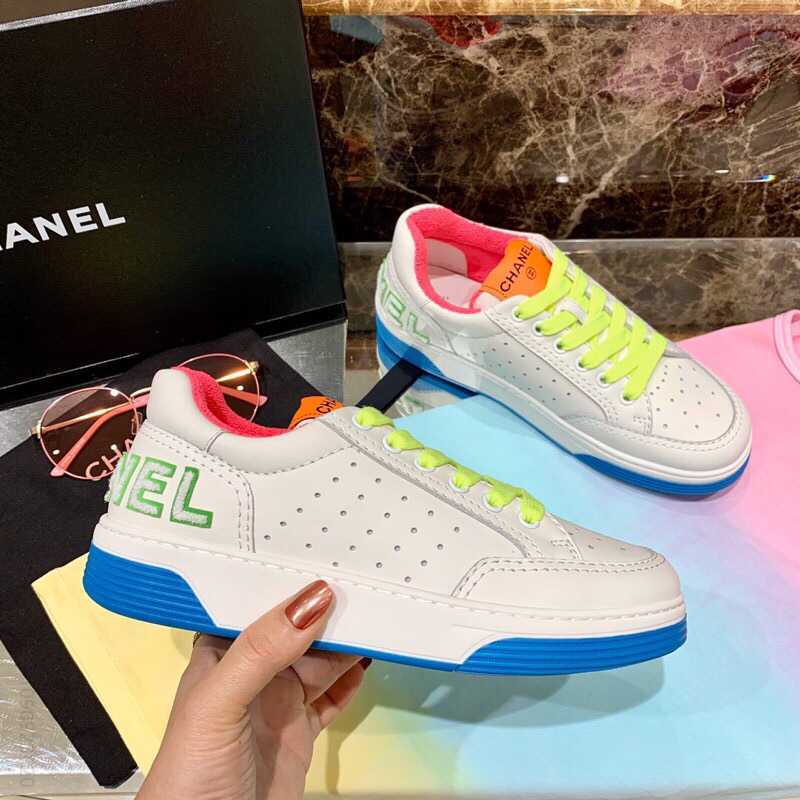 CHANEL香奈儿 头层牛皮制作 内里小羊皮2023拼色运动鞋板鞋