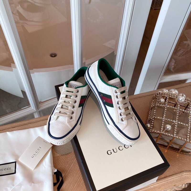 Gucci古驰 原版定制印花莫妮卡布料迪士尼联名款 帆布休闲鞋平板鞋