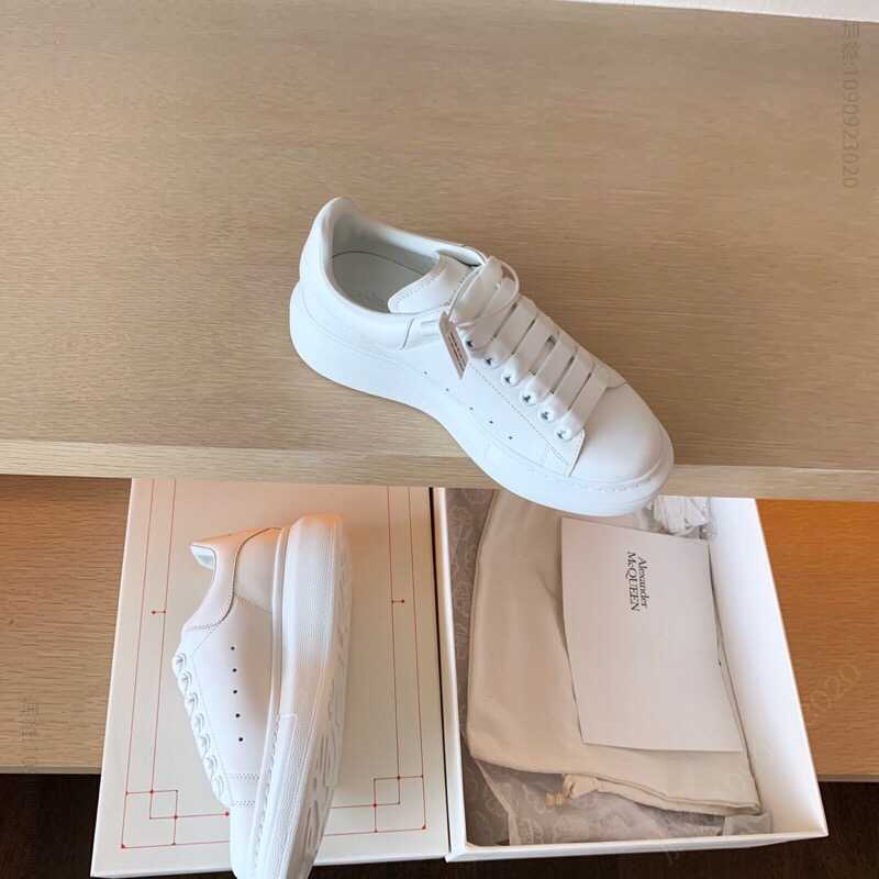 Alexander McQueen 小牛皮皮革内底麦昆皮革运动鞋