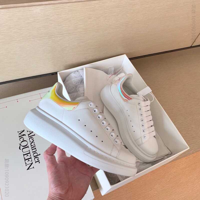 Alexander McQueen 小牛皮皮革内底麦昆皮革运动鞋