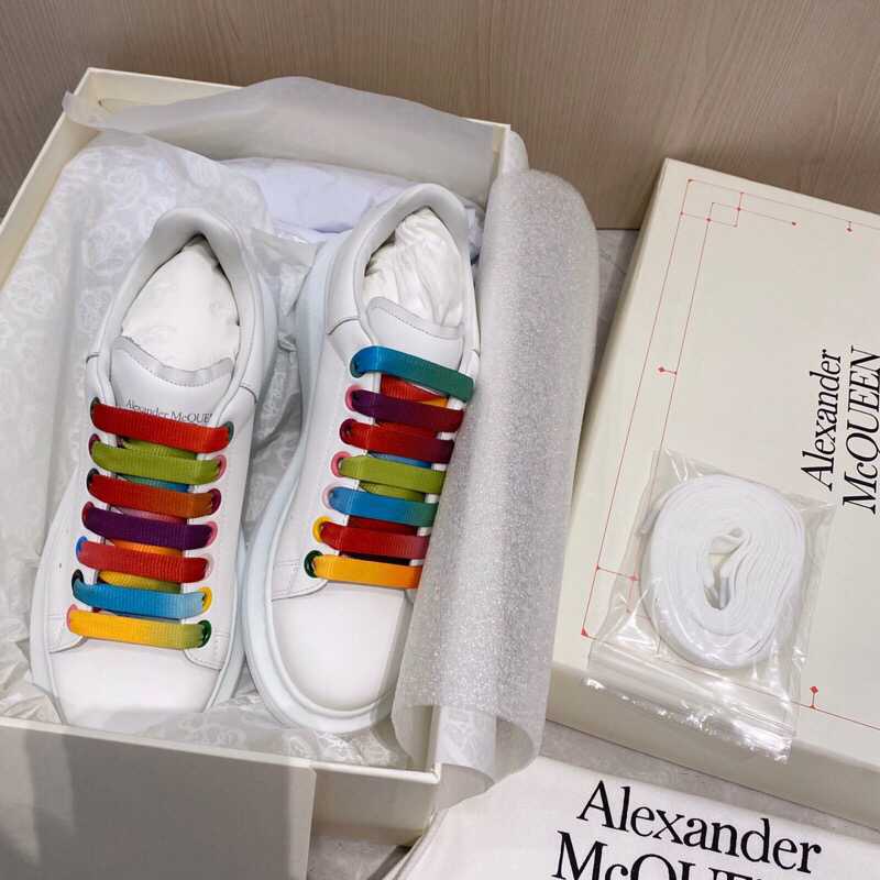 Alexander McQueen 小牛皮皮革内底麦昆皮革运动鞋