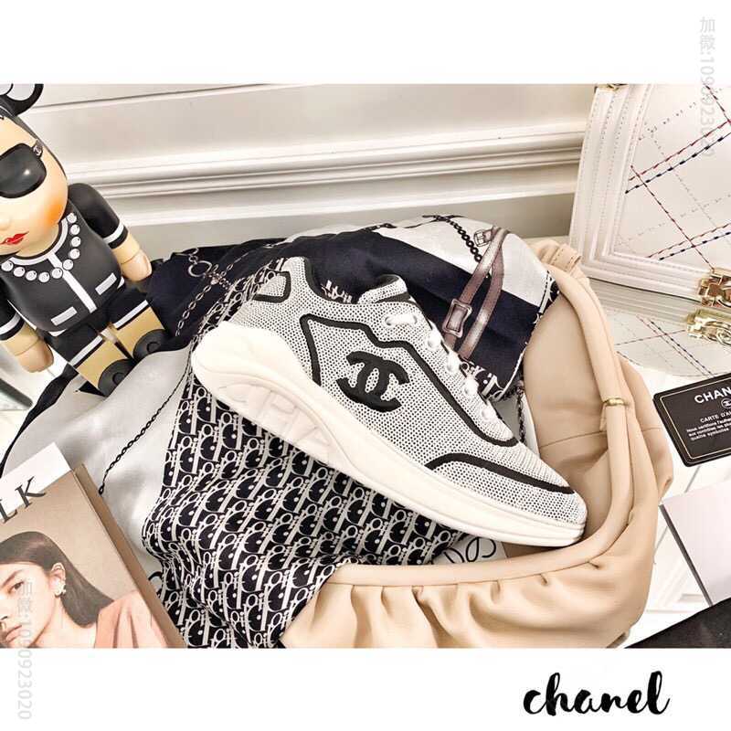 chanel香奈儿 小香新款双C Logo亮片拼接运动跑鞋