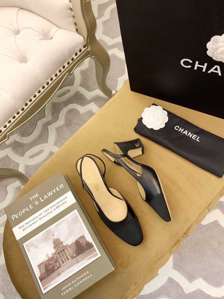 chanel香奈儿 羊皮革与罗缎小香Slingback经典系列系带鞋