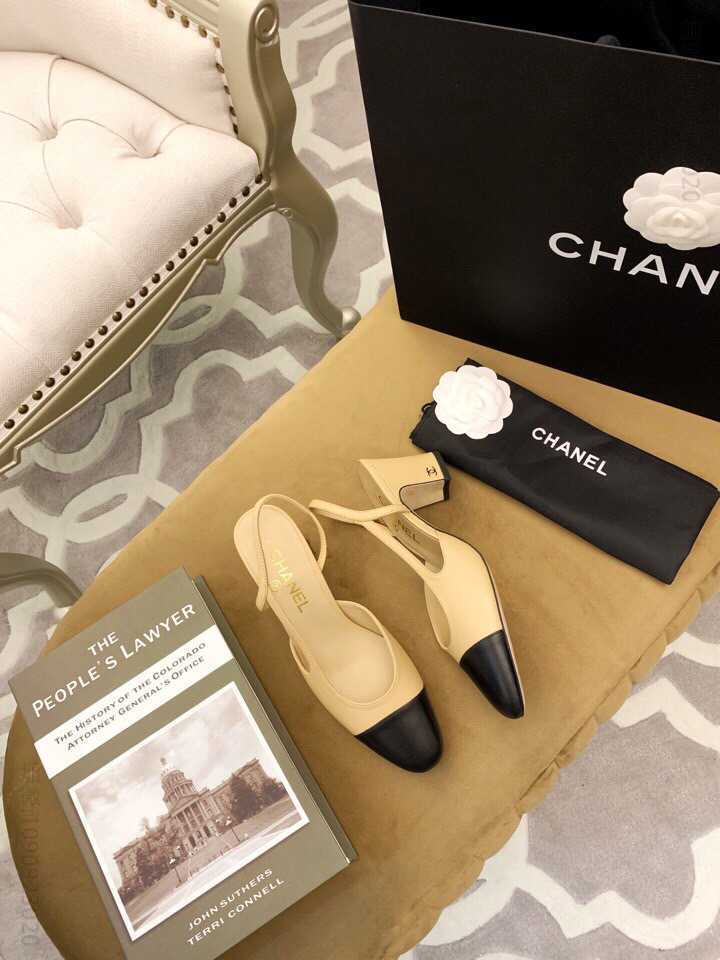 chanel香奈儿 羊皮革与罗缎小香Slingback经典系列系带鞋