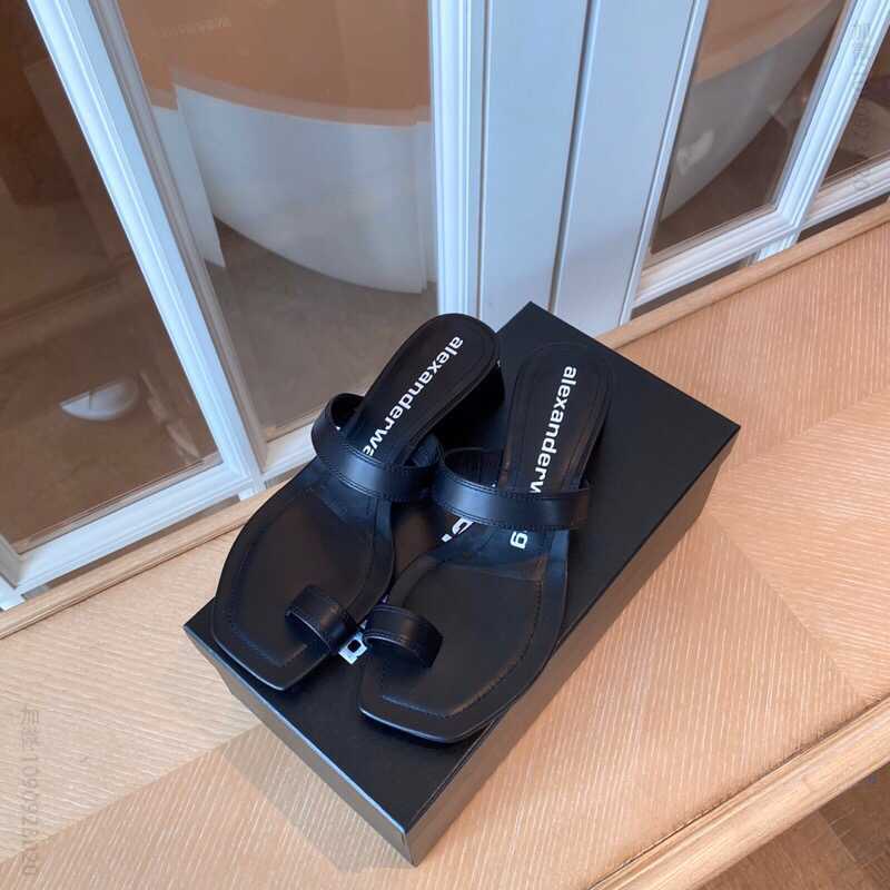 Alexander wang 首发新品粗跟切‮趾跟‬环凉鞋