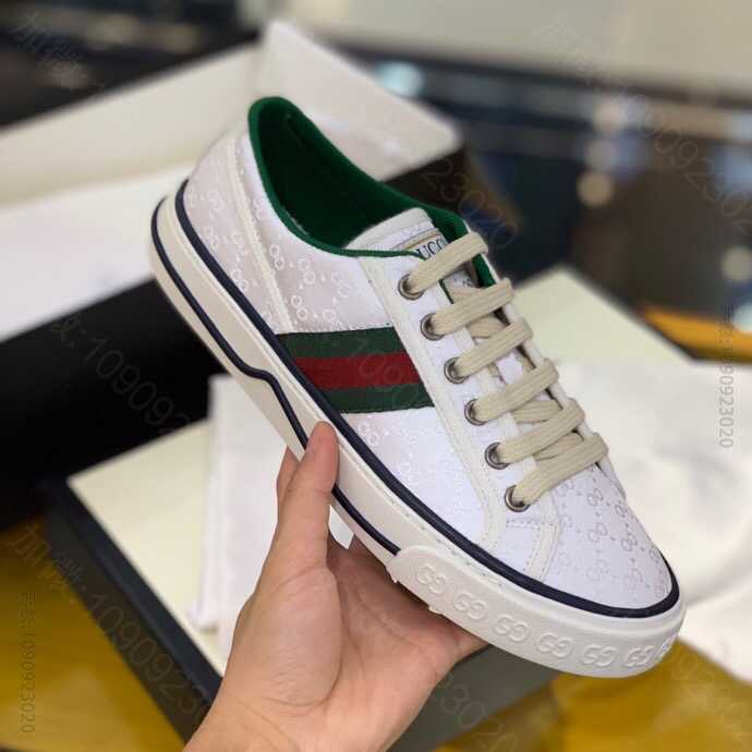 Gucci古驰 白色迷你GG Supreme高级人造帆布材质G家1977男女...