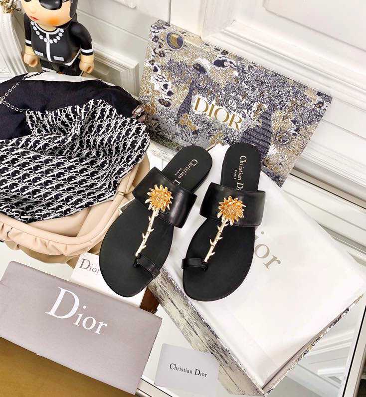 复刻迪奥女士拖鞋 复刻迪奥女鞋货源 Dior迪奥 2023花朵凉拖鞋系列 