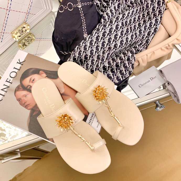 复刻迪奥女士拖鞋 复刻迪奥女鞋商城 Dior迪奥 2023花朵凉拖鞋系列 