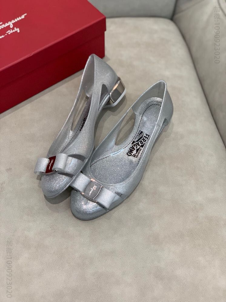 SF salvatore Ferragamo 菲拉格慕新款pvc果冻鞋