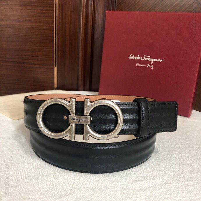 SalvatoreFerragamo菲拉格慕男士3.5cm精品专柜版型复古风夹扣头层牛皮波浪纹理腰带
