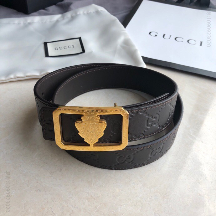 Gucci古驰双G压花头层牛皮黑色金属挂扣款3.5cm腰带