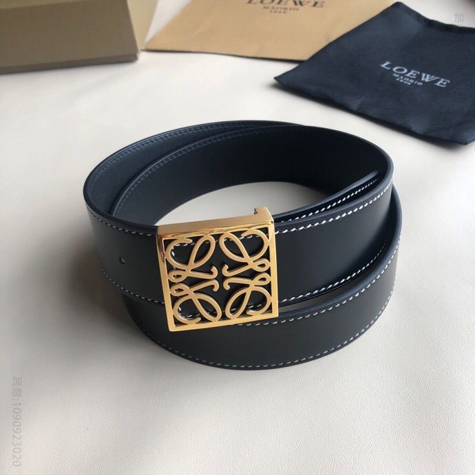 LOEWE罗意威 3.8cm双面头层两面外用腰带