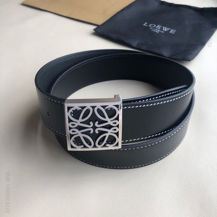LOEWE罗意威 3.8cm双面头层两面外用腰带