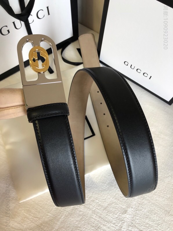 gucci古驰互扣式G搭扣双面腰带