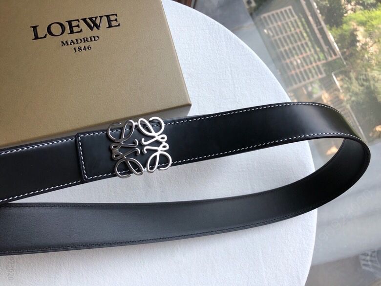 LOEWE罗意威 进口牛皮可双面外用腰带