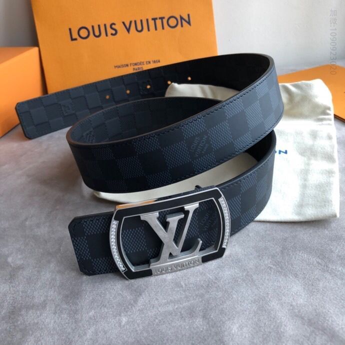 LV/路易威登 精钢字母方形树脂镶嵌钻扣40毫米双面外用腰带
