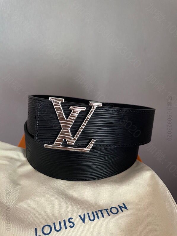 高仿LV男士皮带 LV男士皮带 原单品质LV Initiales. 40mm黑色水波纹腰带编号:M9229 高仿LV皮带 M16750 