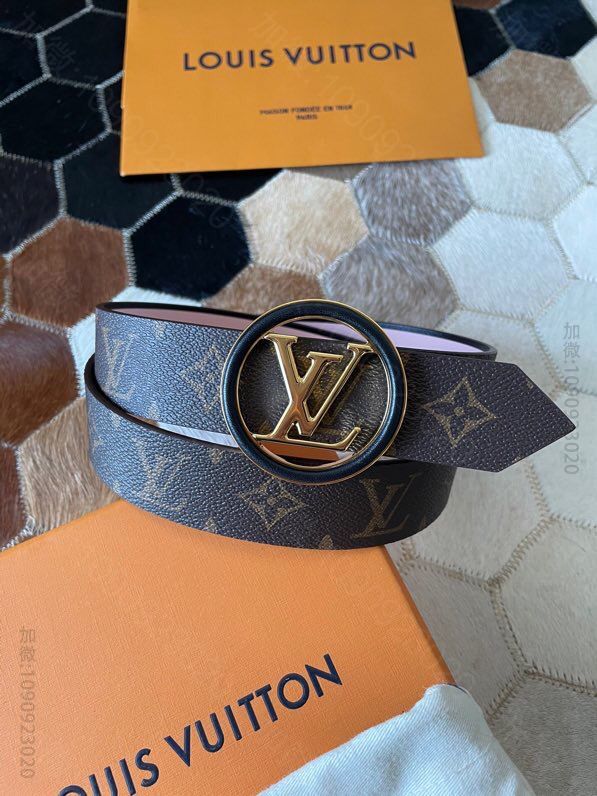 LV/路易威登 皮面勾勒LV Circle搭扣35厘米Around双面腰带