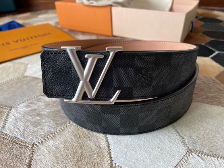 LV/路易威登 精品新款珍珠泥金属扣海外原单皮带腰带