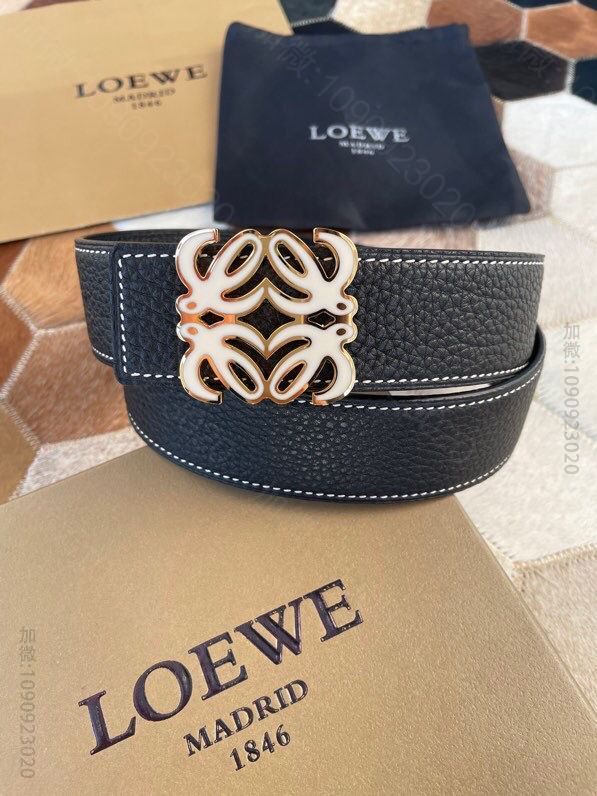 西班牙LOEWE罗意威 标识树脂金属挂扣3.8cm原版荔枝两面外用腰带