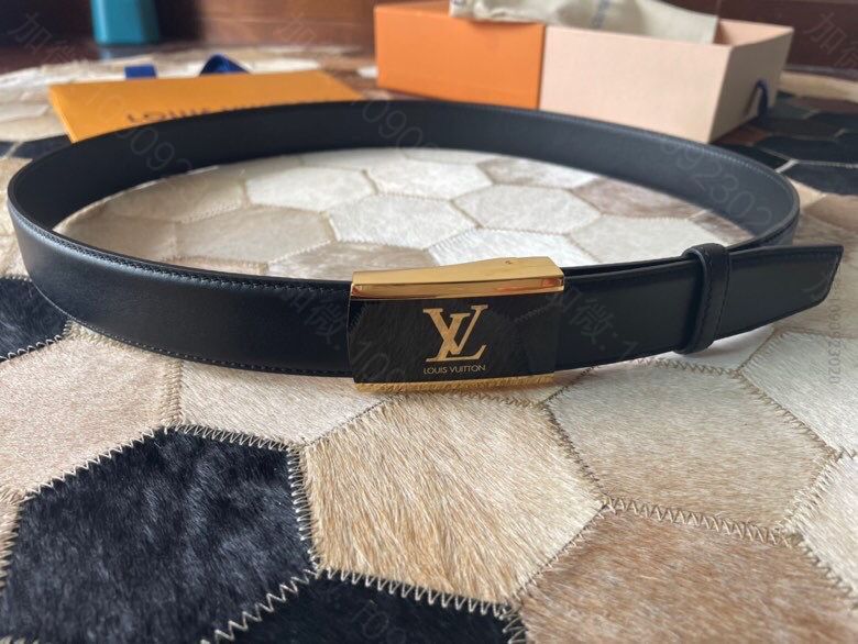 LV/路易威登 经典休闲/商务黄铜滴胶树脂工艺自动五金双面进口牛皮腰带