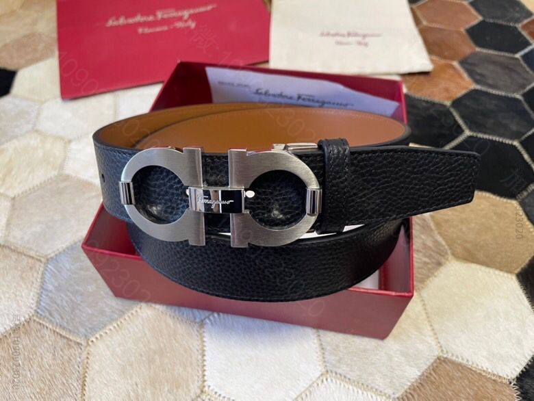SalvatoreFerragamo菲拉格慕男士3.5cm精钢金属夹扣头层牛...