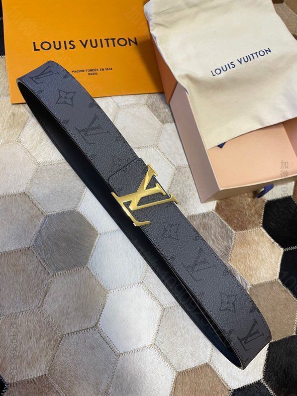 LV/路易威登 经典LV字母搭扣LV Initiales双面腰带