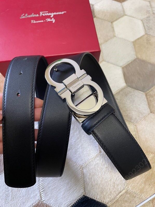 SalvatoreFerragamo菲拉格慕男士3.5cm精致金属夹扣，进口头层牛皮腰带