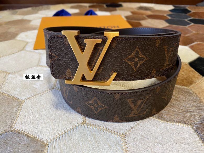 LV/路易威登 2023经典的老花棋盘格系列男士腰带