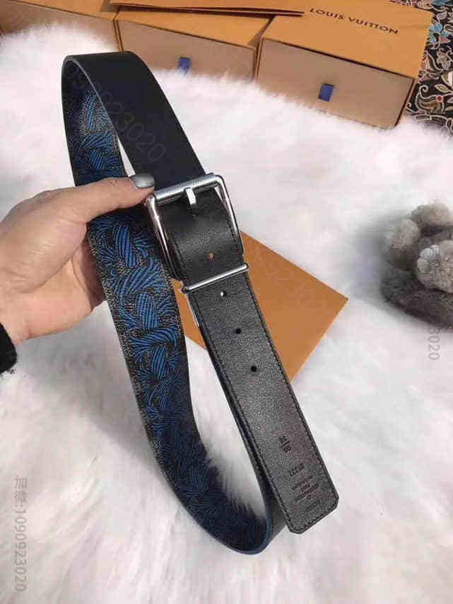 LV路易威登 进口牛皮内衬，精致旋转针式扣头 男士腰带40mm