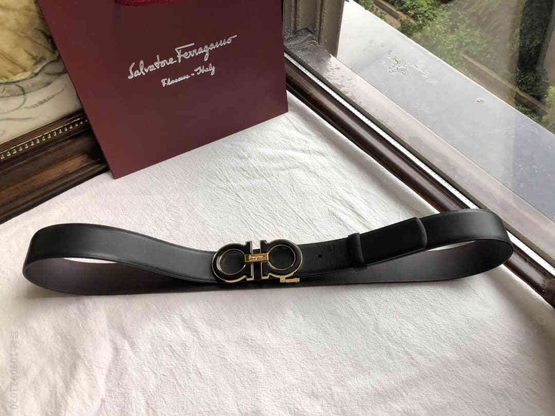 Ferragamo菲拉格慕男士精钢双圈亚克力材质金属扣进口牛皮腰带