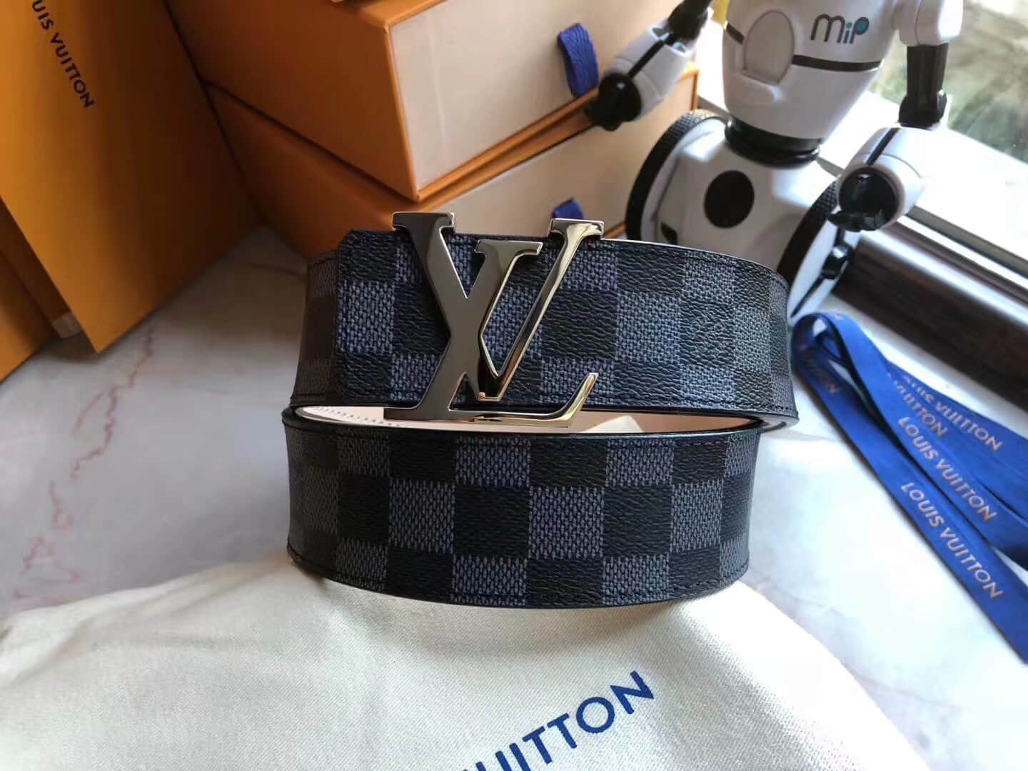 Louis Vuitton路易威登 精钢原版扣 2023最新款男士腰带