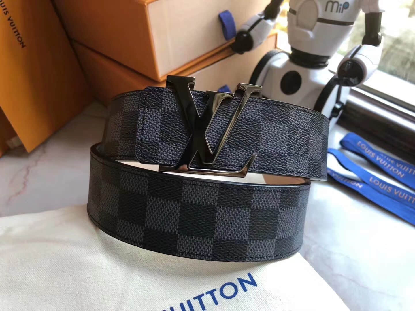 Louis Vuitton路易威登 精钢原版扣 2023最新款男士腰带