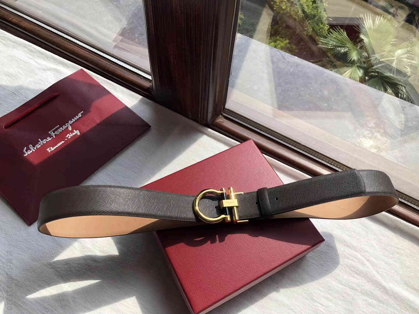 SalvatoreFerragamo菲拉格慕(意大利)男士腰带