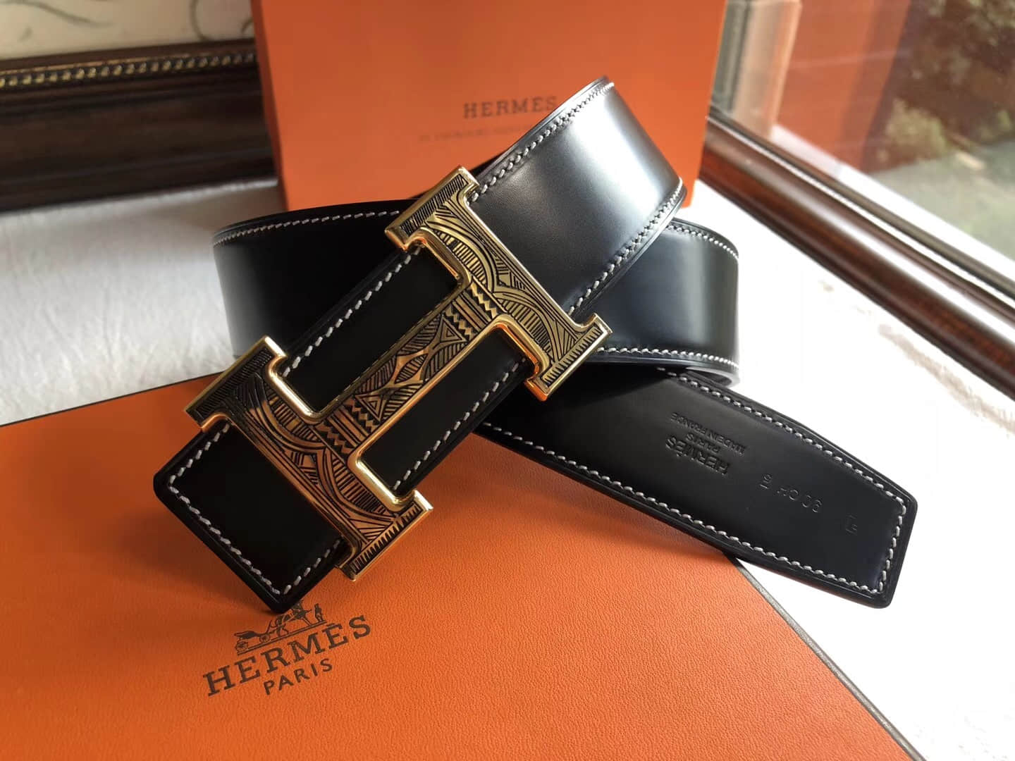 Hermes爱马仕 男款3.8CM专柜复古花纹金属扣 18新款男士腰带