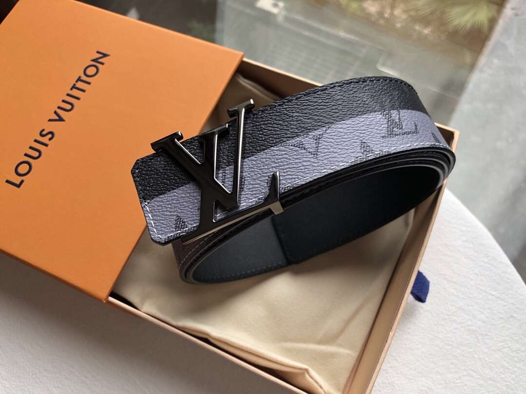 Louis Vuitton路易威登限量款LV Initiales黑银拼色腰带40MM