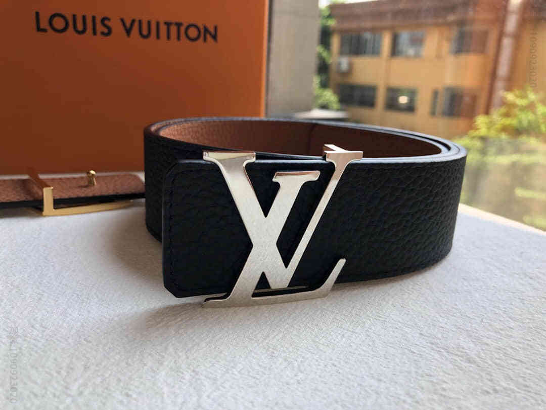 LOUIS VUITTON路易威登专柜挂扣款双面荔枝腰带M9151 LV男士腰带 M35018